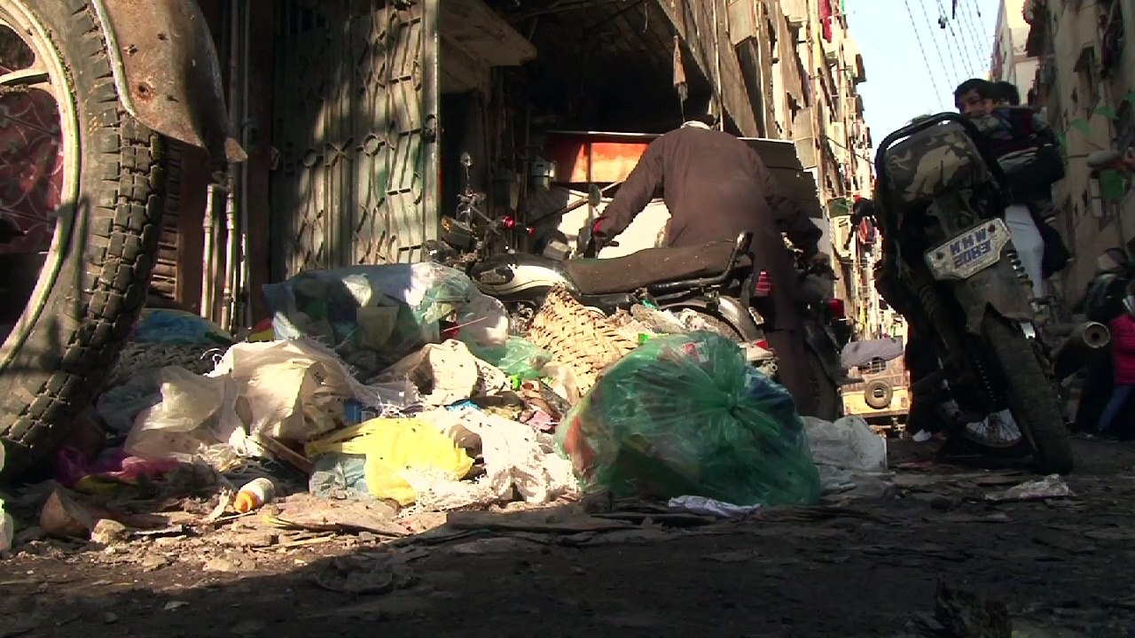 Eine Stadt erstickt im Müll