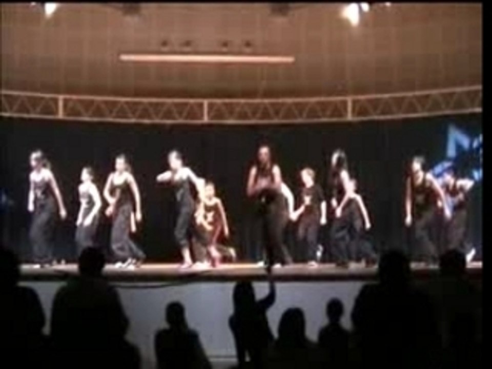 fin 2éme gala et mon 1er gala de modern-jazz en 2004