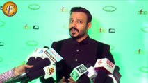 Films को छोड़ अब Vivek Oberoi बेचेंगे घर | Olive Crown Awards 2017