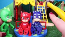 PJ Masks Toys in English ⚡ Gekko has an Accident _ PJ M