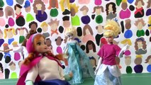 Disney Princess World Cup - Parody with Frozen Dolls Elsa and Ann