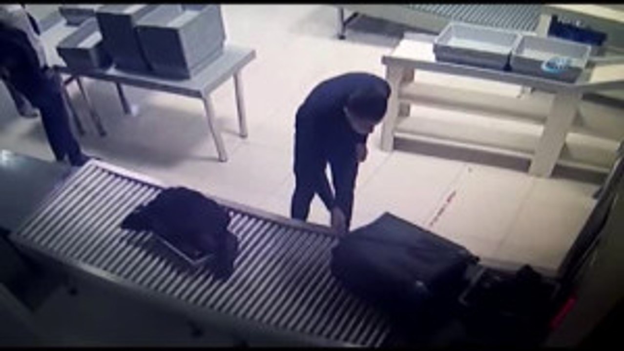 Havayoluyla Uyuşturucu Sevkiyatına Polis Engeli Kamerada