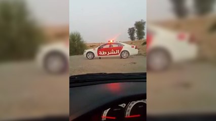 La police de dubaï trolle les automobilistes