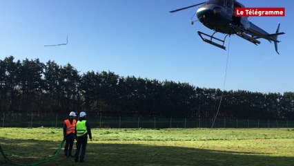 Groix. Le portail de la déchèterie livré par hélicoptère