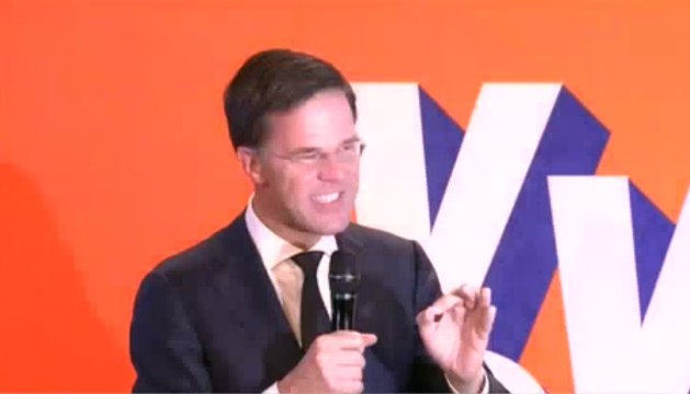Législatives aux Pays-Bas : forte participation et victoire sans majorité pour Mark Rutte