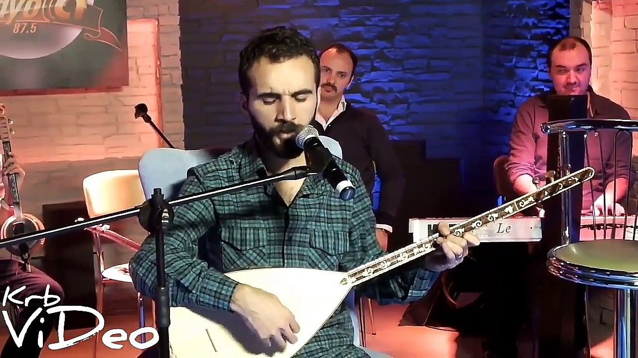 Caner Gülsüm - Akustik 2017 (Gözleri Kömür Karası)