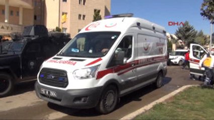 Şanlıurfa Adliyesi'nde Kavga 3'ü Polis 6 Yaralı-3