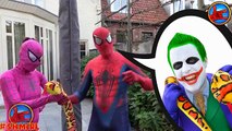 Spidermans LEGS RUN AWAY! w/ Frozen Elsa Doctor Spiderman Amazing Superheroes in Real Lif