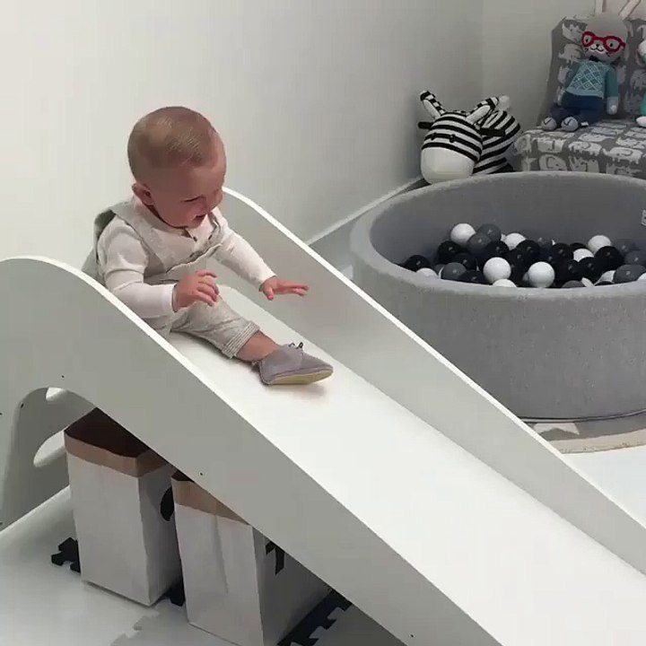 ‪Cute Babies - ‬