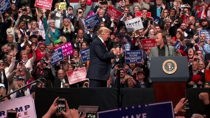 ترامب: للذهاب "حتى المحكمة العليا" للدفاع عن المرسوم بشأن الهجرة