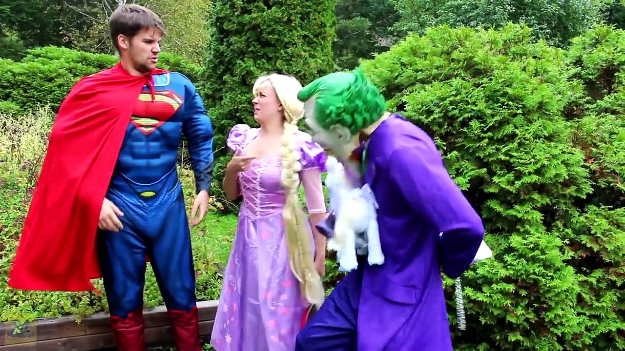 Frozen Elsa & Anna NAIL POLISH CHALLENGE! w/ Spiderman Joker McDonalds Pepsi Kids Fun In R