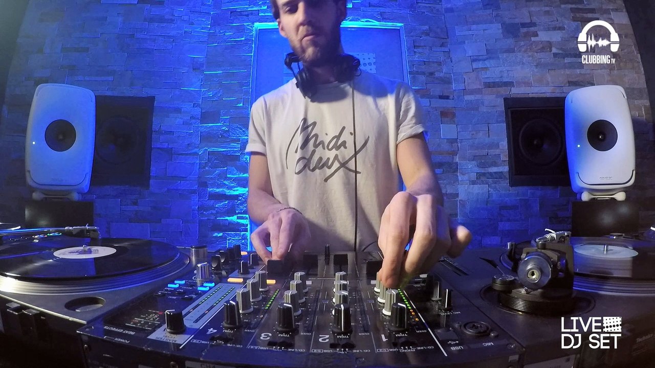 Live DJ Set with Theo Muller