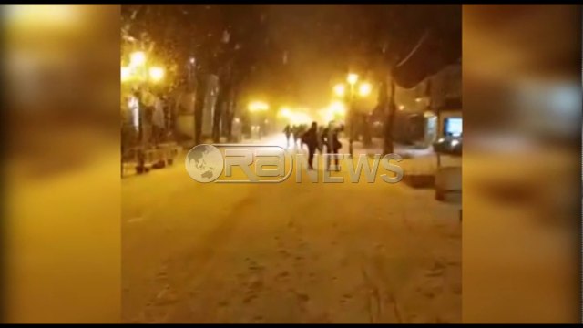 Ora News – Shkodra përfshihet nga reshje intensive të dëborës