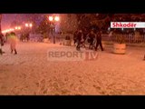 Report TV - Tirana mbulohet nga bora, ja pamjet magjike nga kryeqyteti
