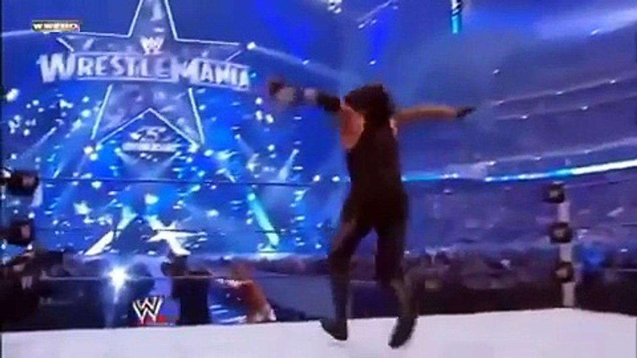 WWE EXTREME MOMENT