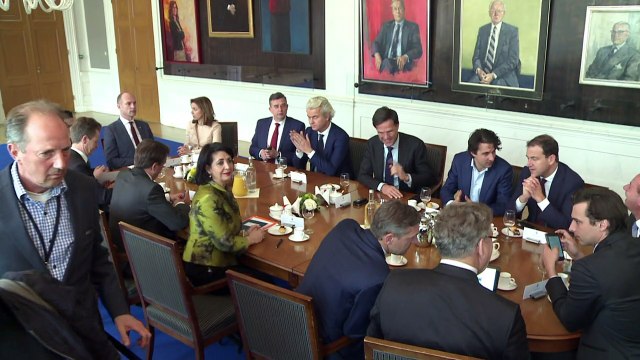 Europa calmada por triunfo de liberales en elecciones de Holanda