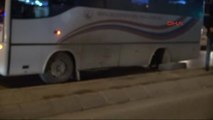 Sivas Seyir Halindeki Halk Otobüsünün Tekeri Çıktı