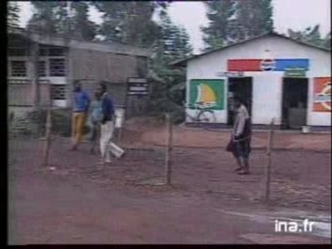 1ères évacuations de ressortissants étrangers (06/10/90)