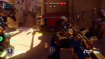 Overwatch: When you tell your teammates that Junkrat's bombs are also golden on his golden gun