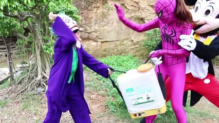 Mickey Mouse Kissing Frozen Elsa w/ Jealous Minnie Mouse & Doctor Spiderman in Real Life
