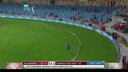 PSL 2017 Match 20- Karachi Kings vs Islamabad United - Smith Caught by Pollard