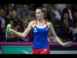 Highlights: Kristina Mladenovic (FRA) v Karolina Pliskova (CZE)