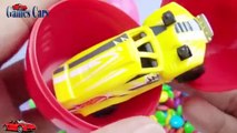 Hot Wheels Huevos Sorpresa Cars de Disney Cars 2 Caterpillar Cargadora de Ruedas-la Pata de la Patrulla de Frotar