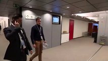 Le doigt d'honneur du vice-président du FN, Steeve Briois, aux  journalistes de France 2 hier soir dans Envoyé Spécial