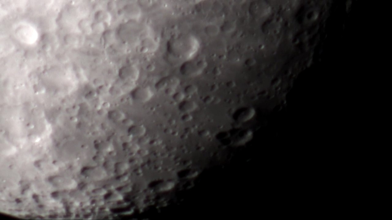 Moon (17 March 2017)