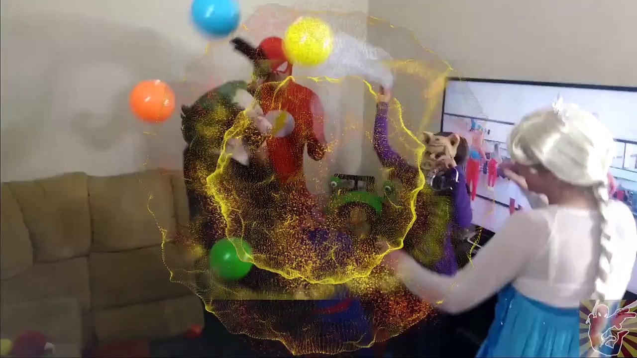 FROZEN ELSA HALLOWEEN PUMPKIN Spiderman Joker Halloween Pranks Transforming Superheroes