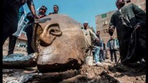 Egypte : une statue découverte pourrait représenter Psammétique I