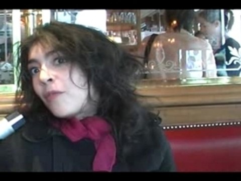 Adrienne Pauly - J'voudrais etre une Conne - Save My Brain