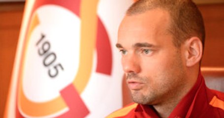 Galatasaraylı Sneijder: Takımdan Ayrılmayı Düşünmüyorum