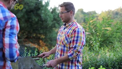 Men Need This One Thing To Enjoy Social Conversations