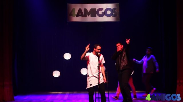 Fila de piadas Sobre FILMES E SÉRIES