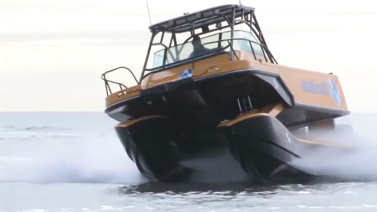 Bateau à suspensions