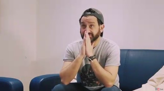 Cyril Hanouna fond en larmes en découvrant le message de la mère de famille à qui il avait offert une maison dans TPMP