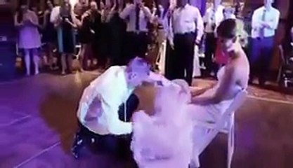 The Bride Worshiped and kiss groom in wedding