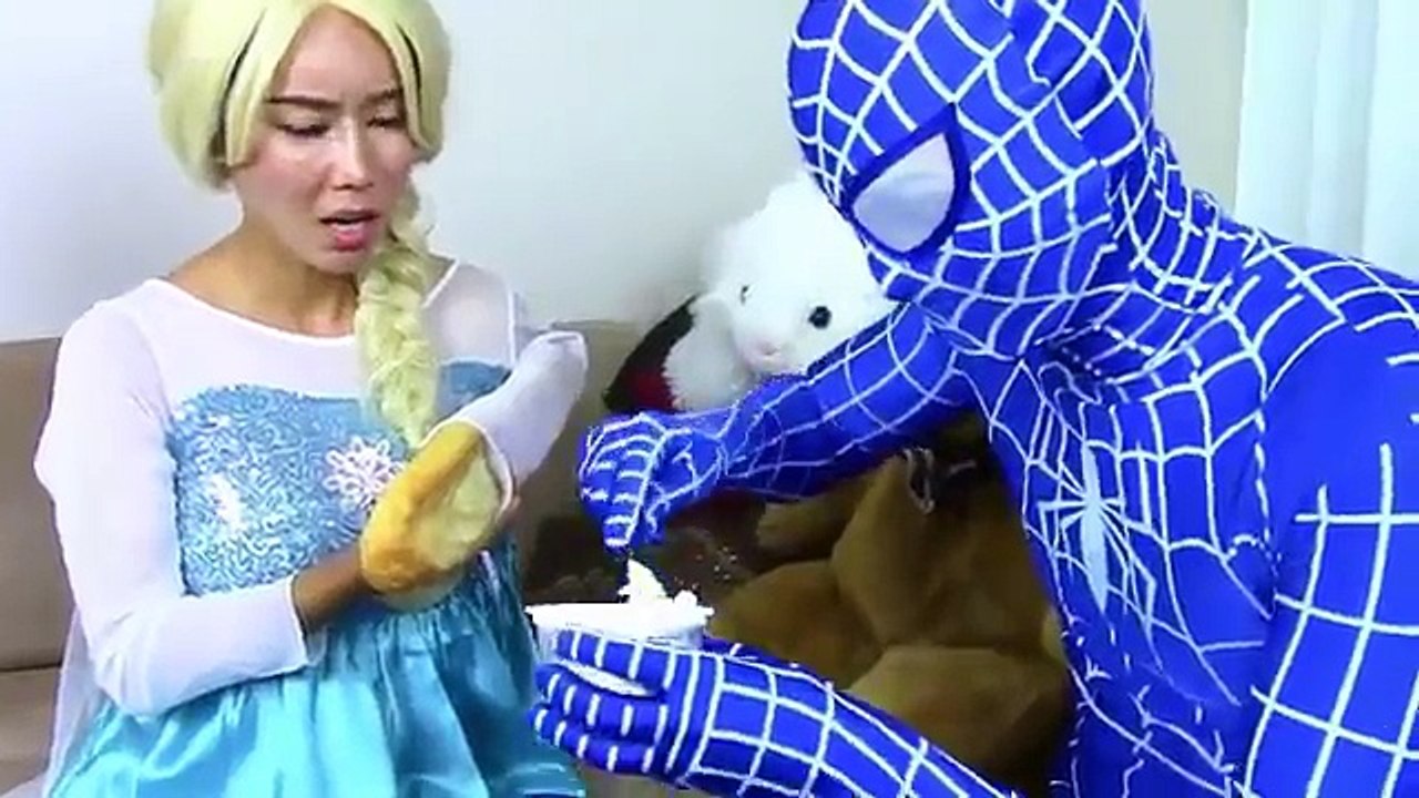 スパイダーマン なりきり✊ スパイダーマンスーパーヒーロー映画 子供のビデオ2