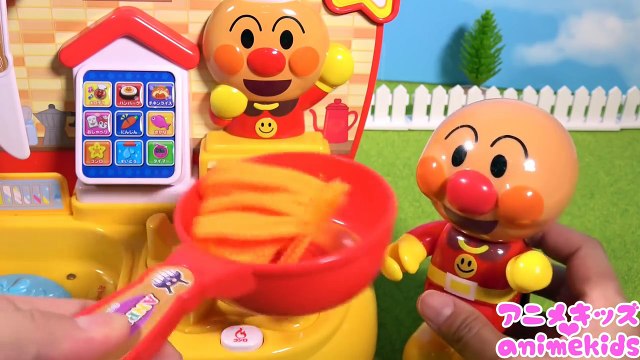 アンパンマン アニメ おもちゃ ドキンちゃんとコキンちゃんにお料理を作ってあげるよ❤ アンパンマン キッチン animekids アニメキッズ animation Anpanman Toy