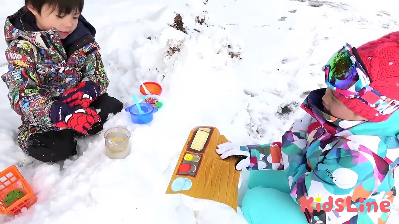 雪の中のラーメン屋さんごっこ お店屋さんごっこ こうくんねみちゃん Play Ramen Shop in the Snow