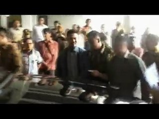 Ahok Marah Besar di Balai Kota, Pukul Mobil Dinas karena Frustrasi