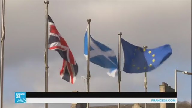 تيريزا ماي ترد على مطلب استفتاء في اسكتلندا