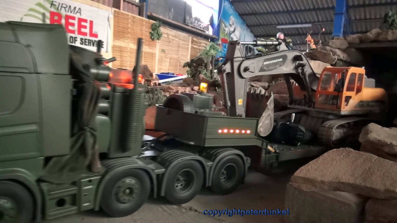 ARMY SCANIA M DIGGER