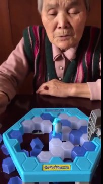 Meilleur jeu : faites tomber le pingouin !