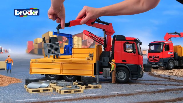 MB AROCS Baustellen LKW mit Kran und Zubehör 03651 Bruder Spielwaren-iFwDDXKmhqk