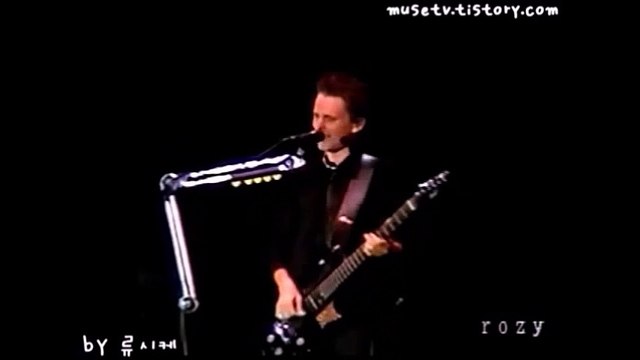 Muse - In Your World, Fuji Rock Festival, 07/26/2002