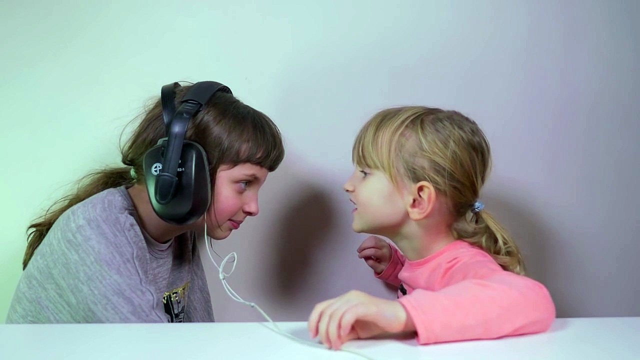 WHISPER CHALLENGE EN FAMILLE • Studio Bubble Tea Challenge-hIpRpSN