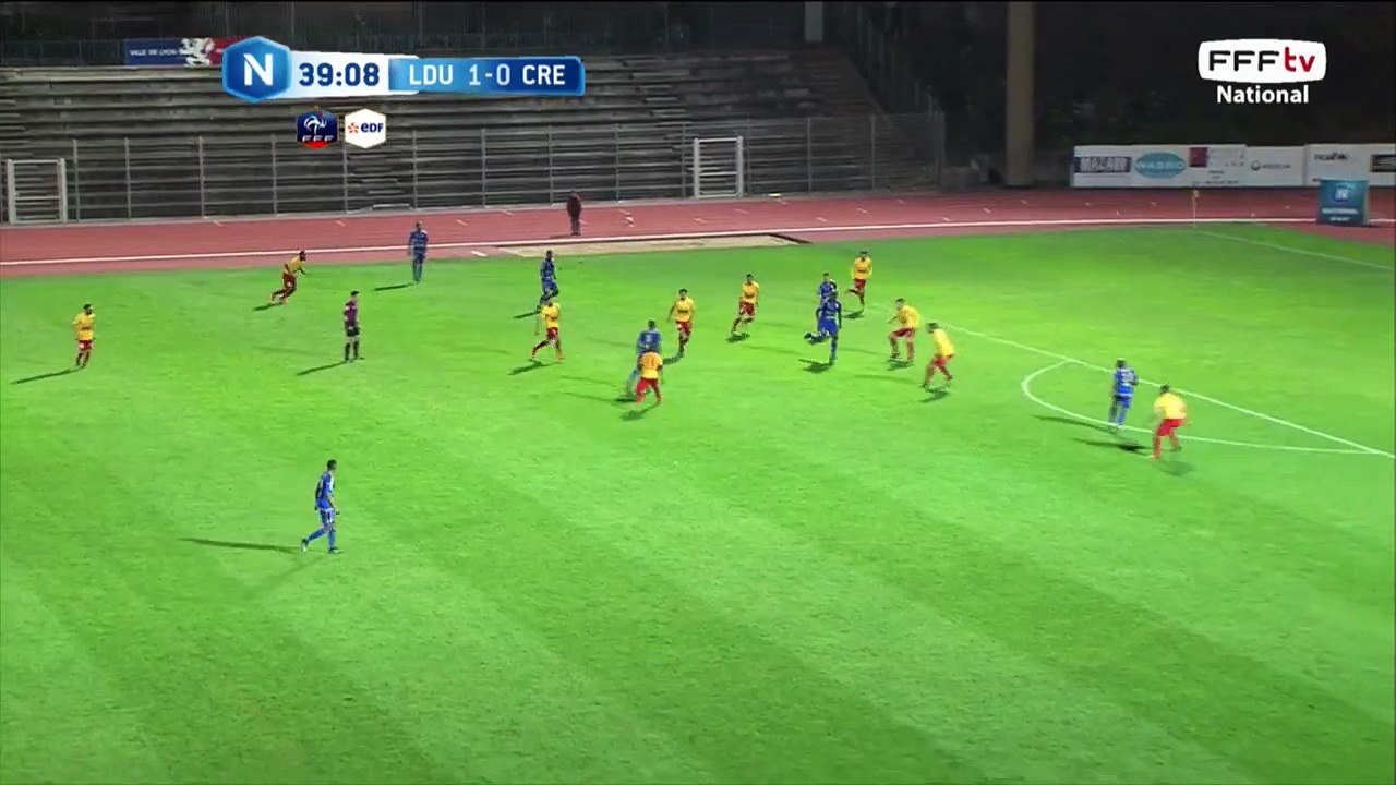 Belle inspiration mais directement dans les bras du gardien