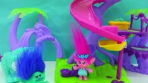 Baking A Cake With Dreamworks Trolls Poppy, Branch and Bergen Bridget - Video-_Bl